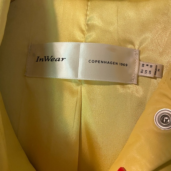 100% Genuine Leather Jacket. - Picture 2 of 3